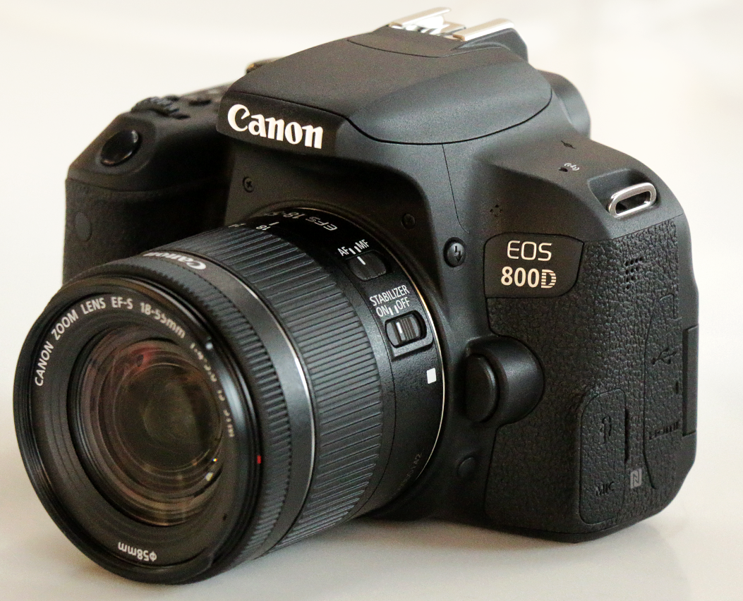 Canon EOS 800D