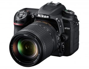 Nikon D7500